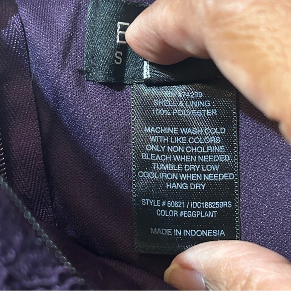 Enfocus Studio Purple Lace Dress Lined Modest Minimalist Wedding Guest Size 8 - Picture 8 of 11